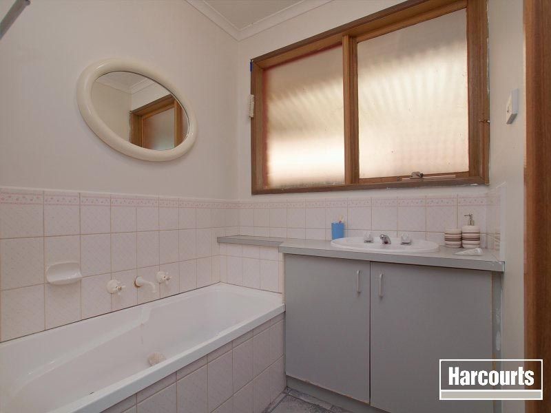 16 Hilltop Rise, Hastings VIC 3915