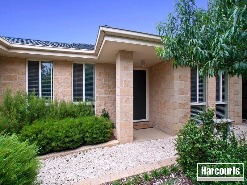 9 Alexander Drive, Hastings VIC 3915