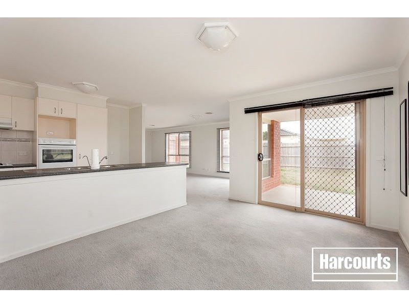 13 Matthew Circuit, Hastings VIC 3915