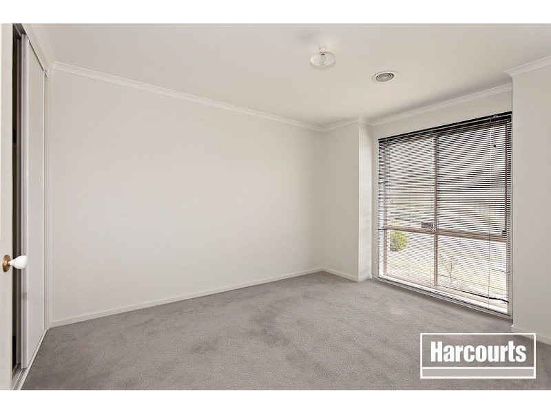 13 Matthew Circuit, Hastings VIC 3915