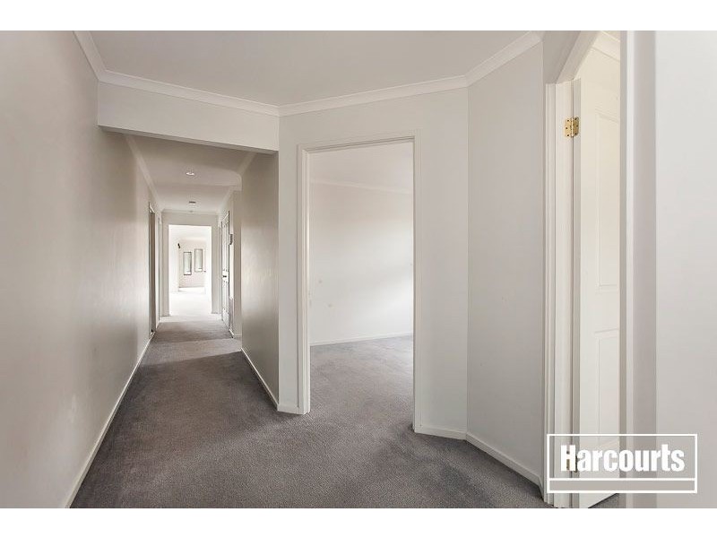 13 Matthew Circuit, Hastings VIC 3915