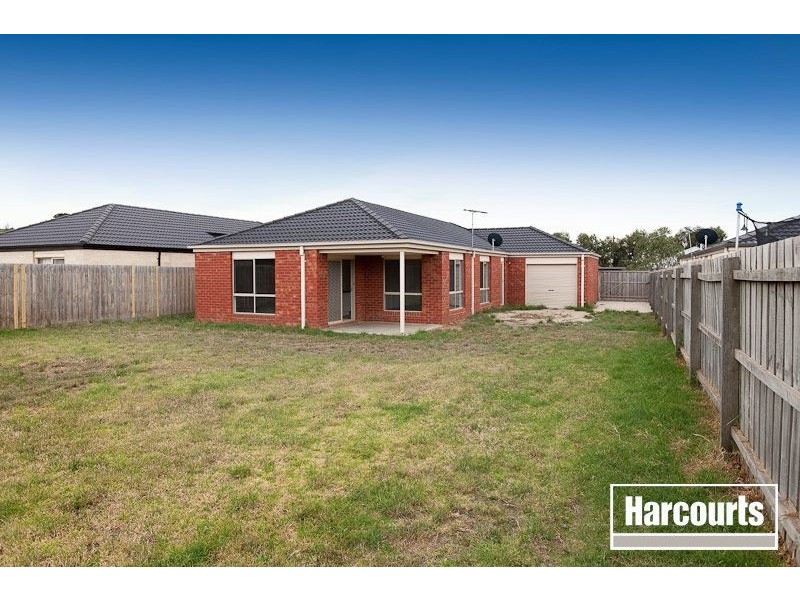 13 Matthew Circuit, Hastings VIC 3915