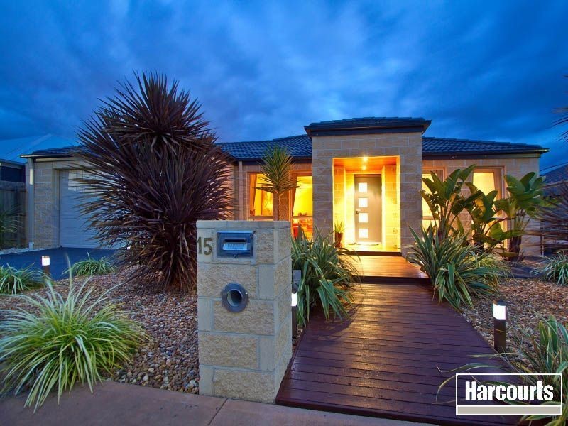 15 Londres Way, Tyabb VIC 3913