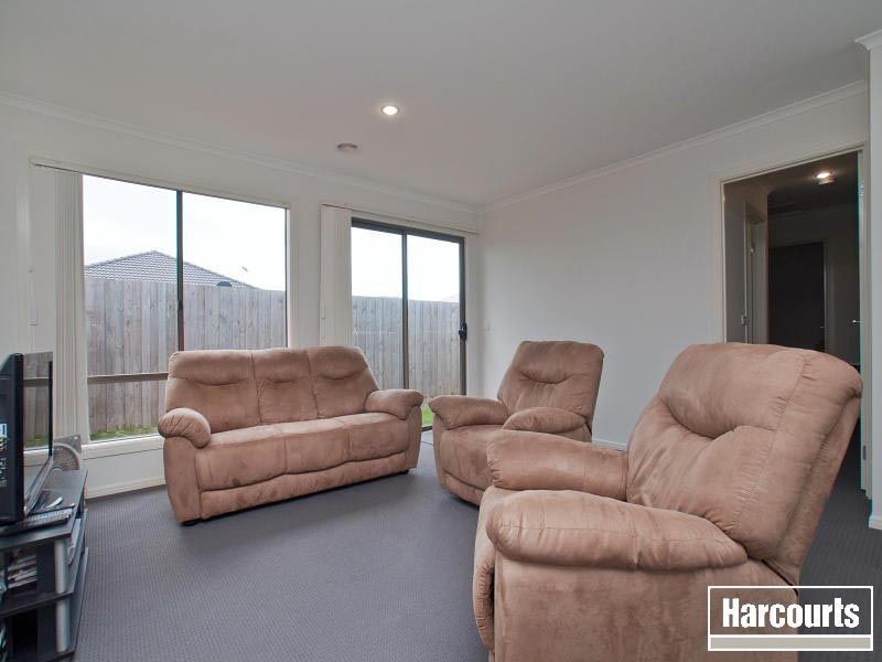 4/3 Elisa Place, Hastings VIC 3915