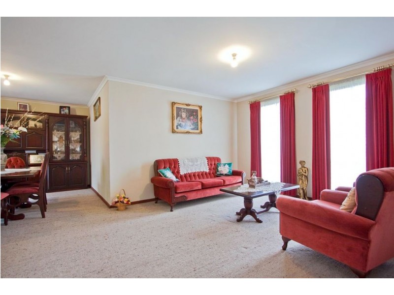 4 Ball Road, Heatherton VIC 3202