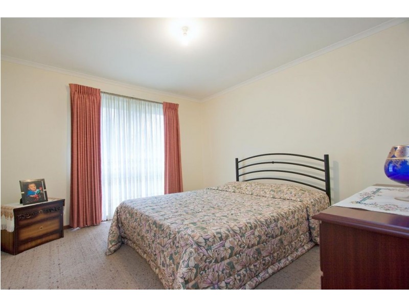 4 Ball Road, Heatherton VIC 3202