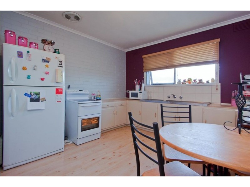 6/3 David Court, Cheltenham VIC 3192