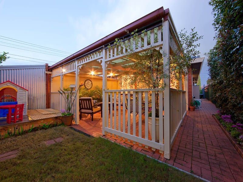 185 Warrigal Road, Cheltenham VIC 3192