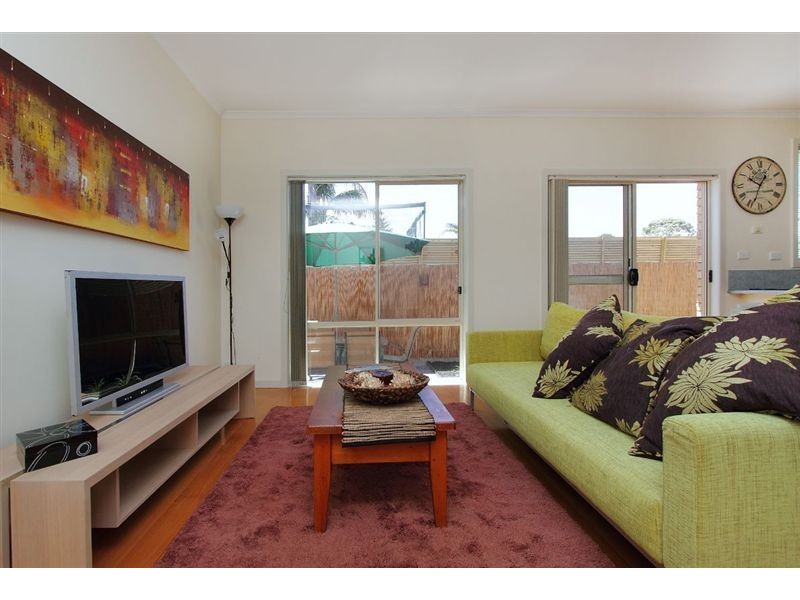 5a Acacia Avenue, Mentone VIC 3194