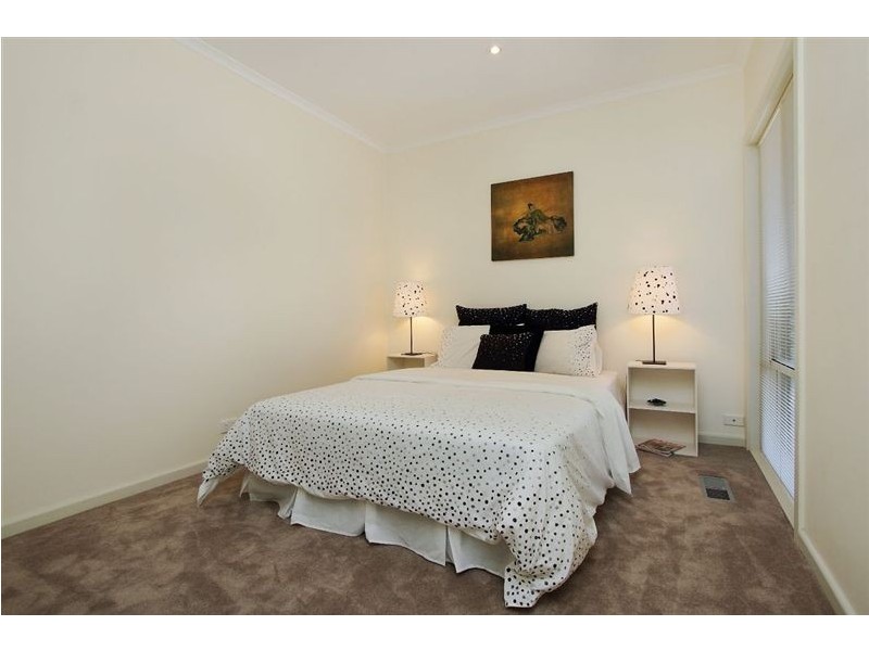 5a Acacia Avenue, Mentone VIC 3194