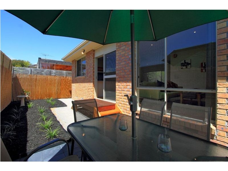 5a Acacia Avenue, Mentone VIC 3194