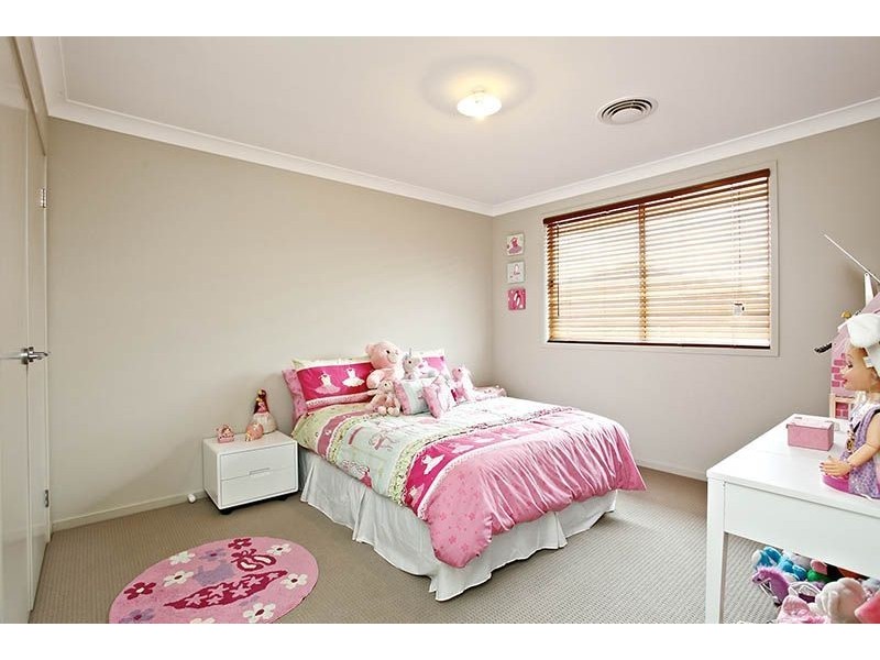 2 Allambie Street, The Ponds NSW 2769