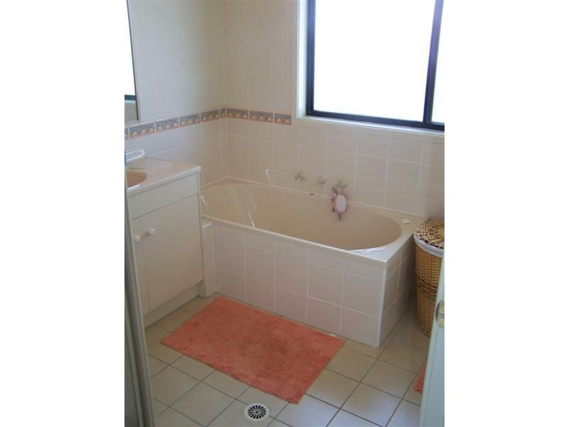 8 Greygum Avenue, Rouse Hill NSW 2155