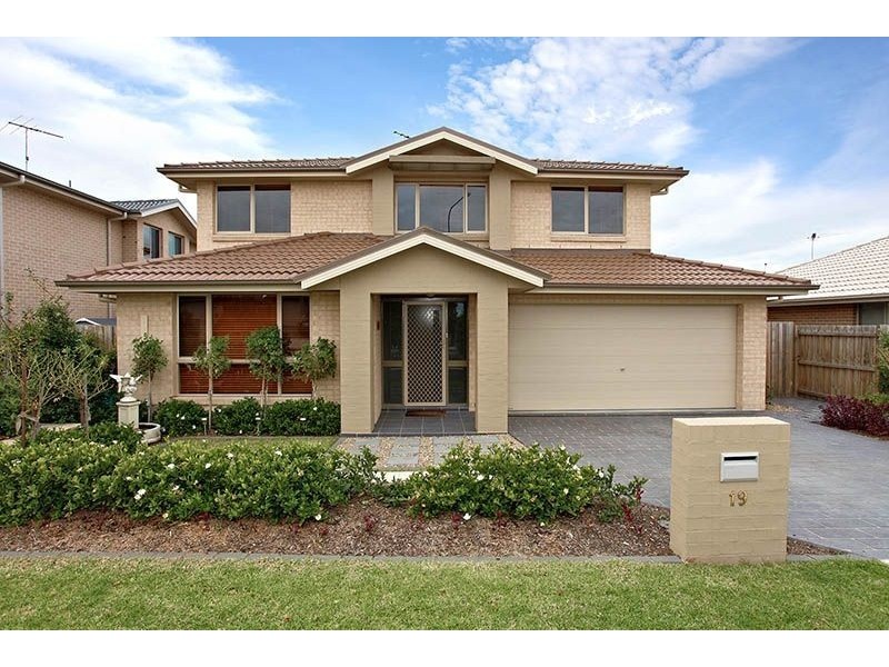 19 Ridgeline Drive, The Ponds NSW 2769