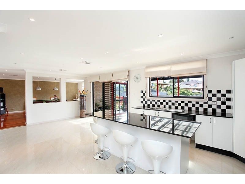 6 Cleveland Close, Rouse Hill NSW 2155