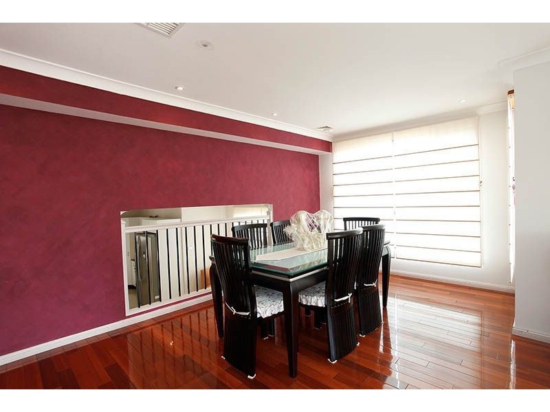 6 Cleveland Close, Rouse Hill NSW 2155