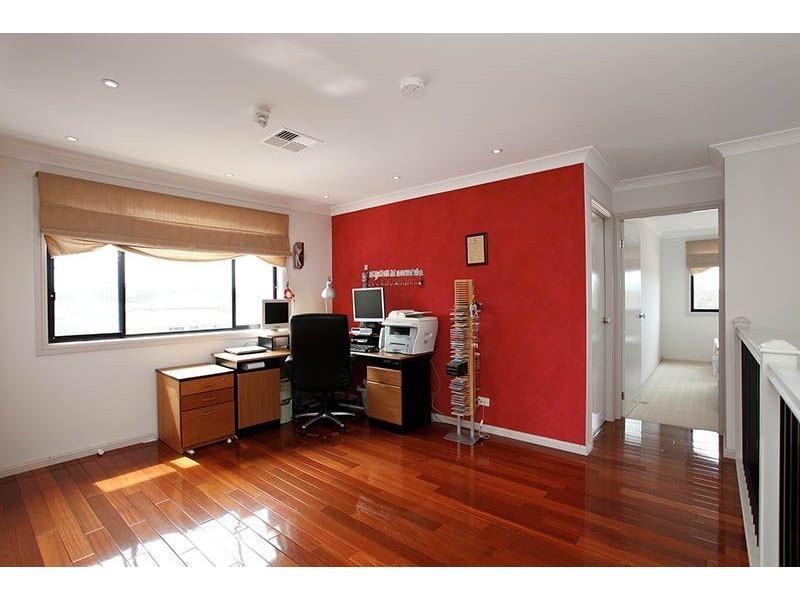 6 Cleveland Close, Rouse Hill NSW 2155