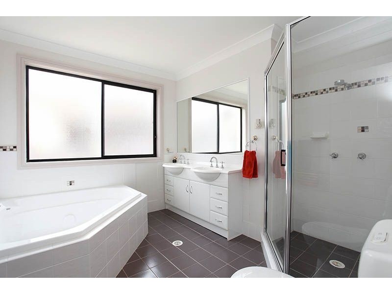 6 Cleveland Close, Rouse Hill NSW 2155