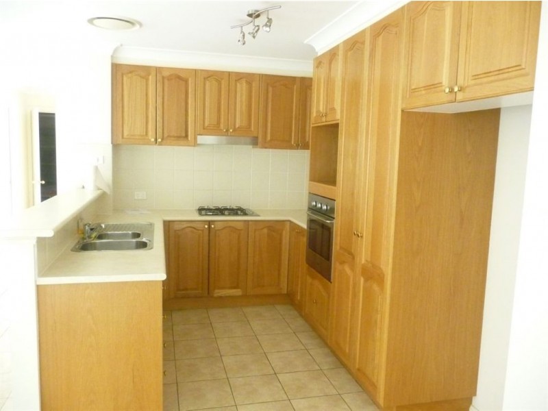 18 Milcroft Way, Beaumont Hills NSW 2155