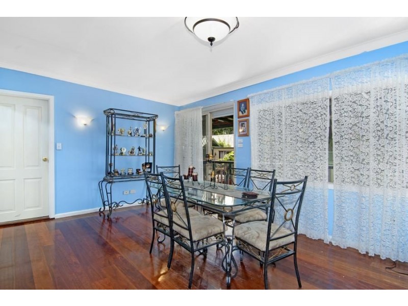 77 Endeavour Street, Seven Hills NSW 2147