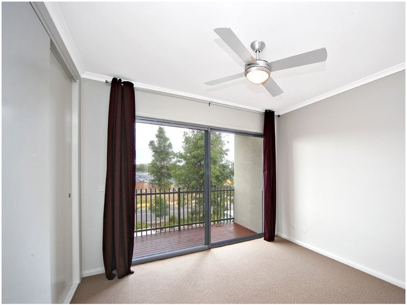 38 Caddies Boulevard, Rouse Hill NSW 2155