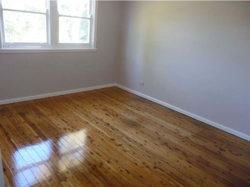 33 Purser Ave, Castle Hill NSW 2154