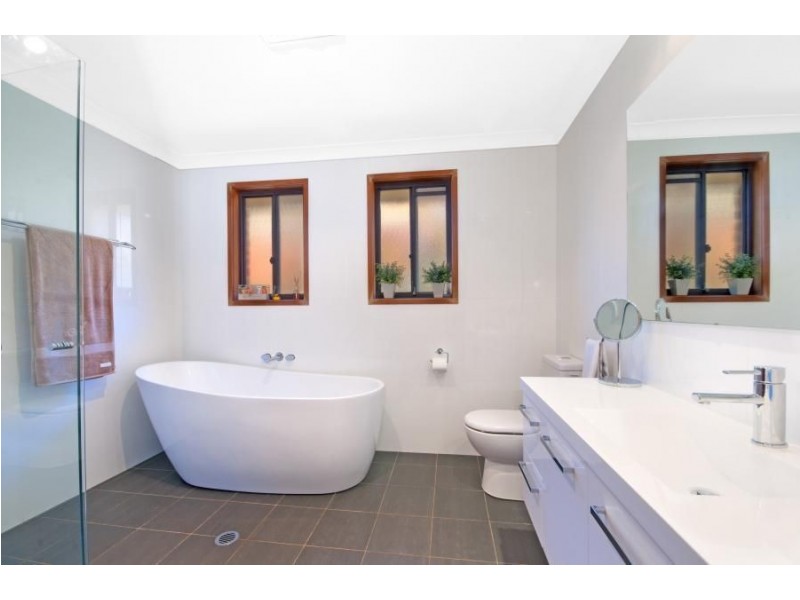 7 Saxonvale Road, Baulkham Hills NSW 2153