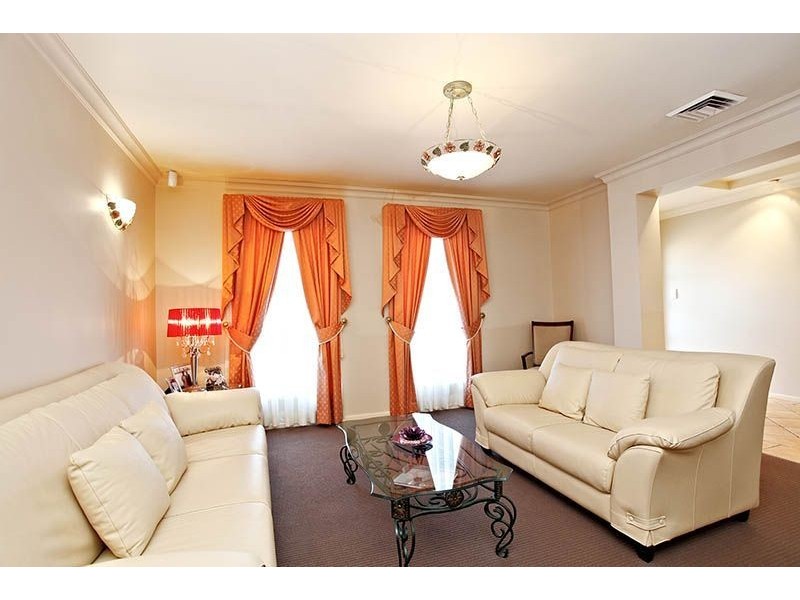 11 Ponsford Ave, Rouse Hill NSW 2155