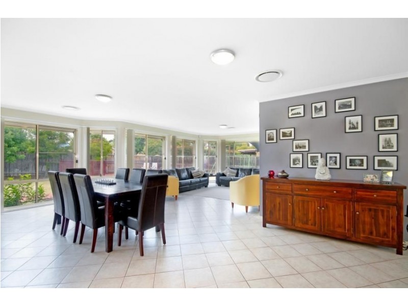 2 Bardsley Circuit, Rouse Hill NSW 2155