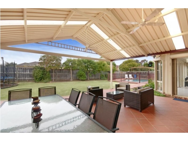 2 Bardsley Circuit, Rouse Hill NSW 2155