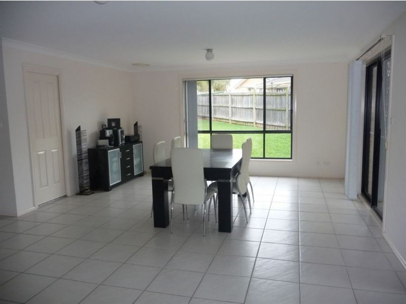 75 Mile End, Rouse Hill NSW 2155