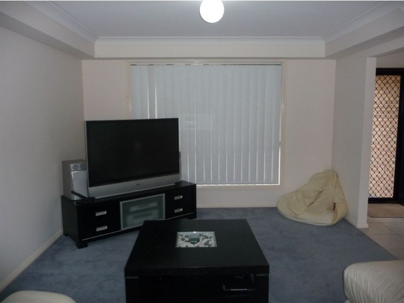 75 Mile End, Rouse Hill NSW 2155