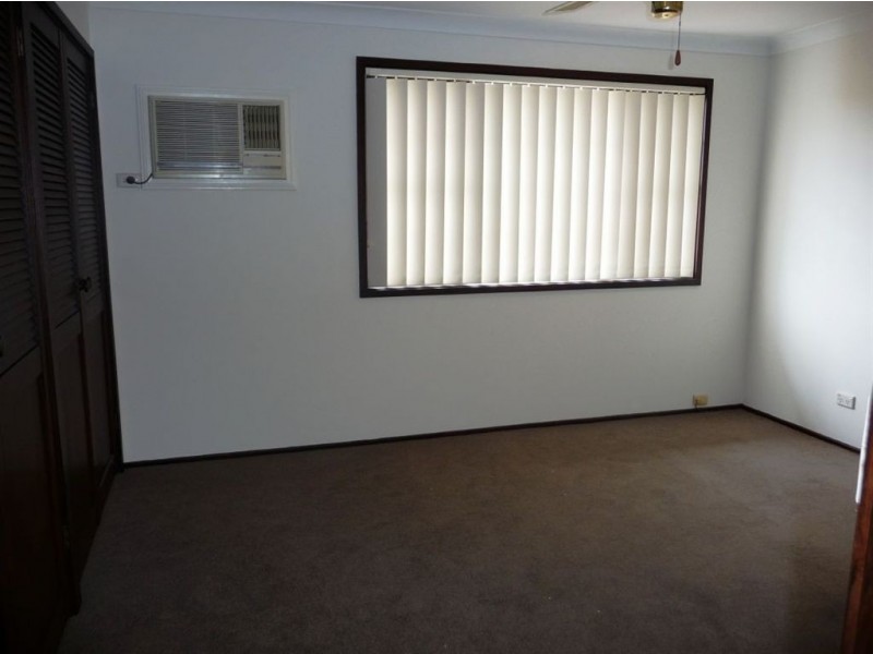 38 Anderson Rd, Kings Langley NSW 2147