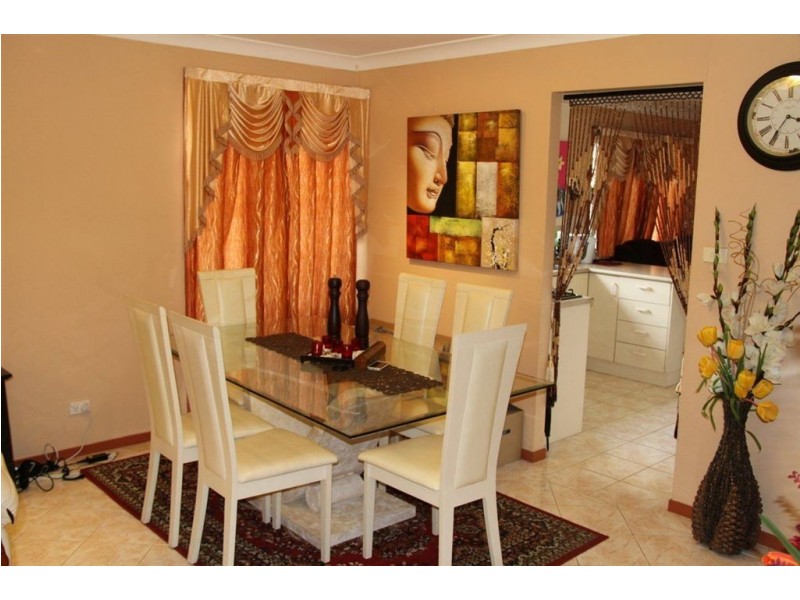 129 Winten Drive, Glendenning NSW 2761