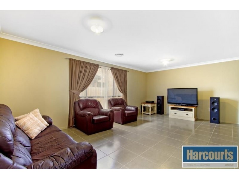 22 Adelong Parade, The Ponds NSW 2769