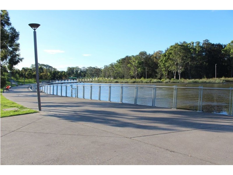 5 Grazier Road, Rouse Hill NSW 2155