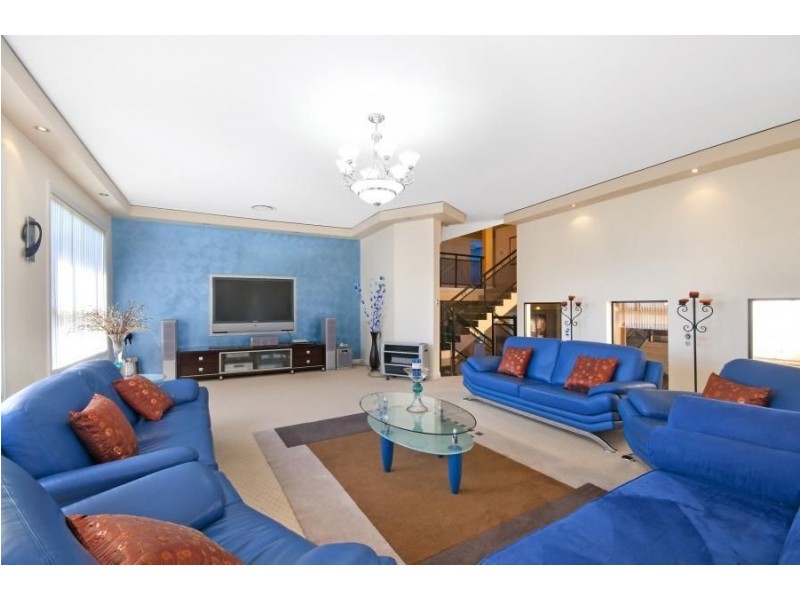 19 Bentley Avenue, Kellyville NSW 2155