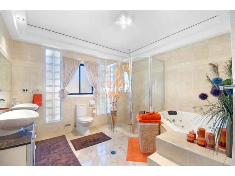 19 Bentley Avenue, Kellyville NSW 2155