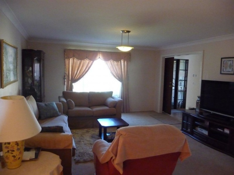 16 Kingdom Place, Kellyville NSW 2155