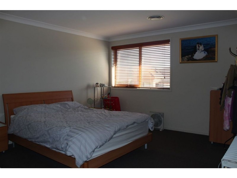 19 Adelong Parade, The Ponds NSW 2769