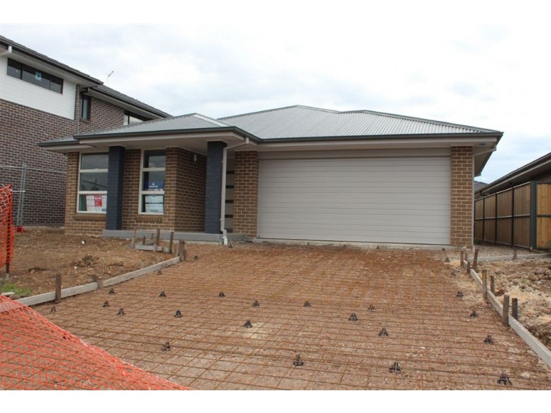 122 Greenview Parade, The Ponds NSW 2769