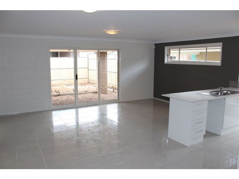 122 Greenview Parade, The Ponds NSW 2769