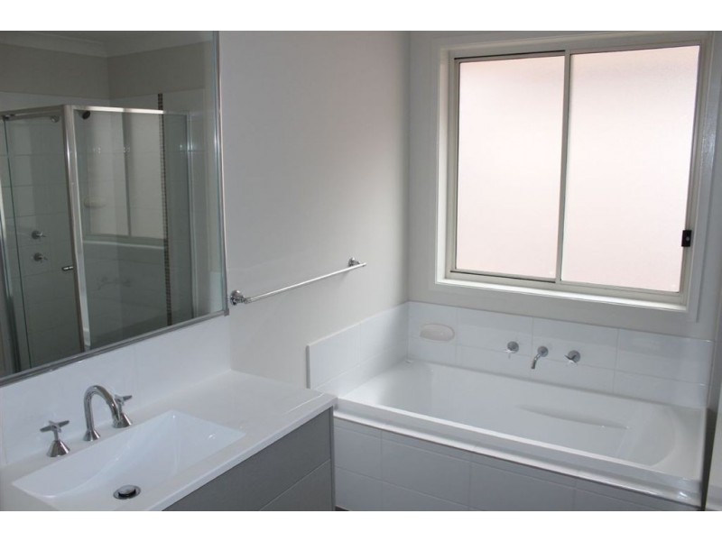 122 Greenview Parade, The Ponds NSW 2769