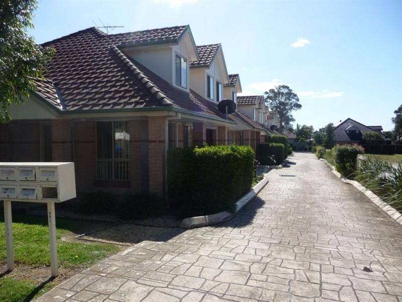 6/161 Adelaide Street, Oxley Park NSW 2760