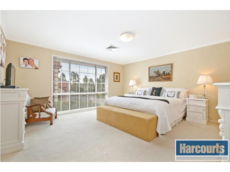 17 Armine Way, Beaumont Hills NSW 2155