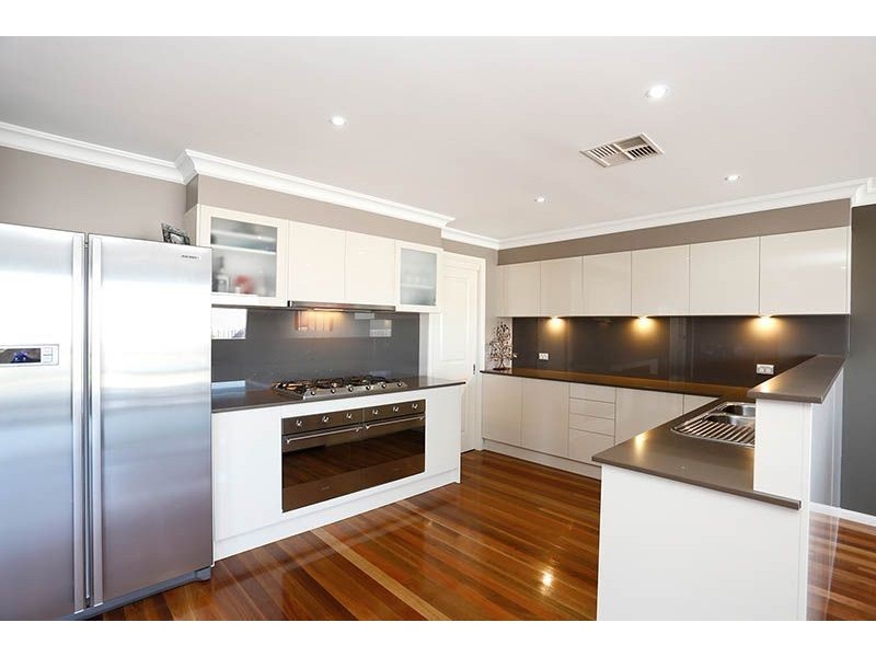 15 Ridgeline Drive, The Ponds NSW 2769