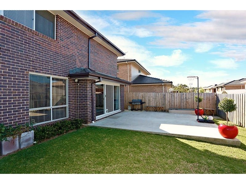 15 Ridgeline Drive, The Ponds NSW 2769