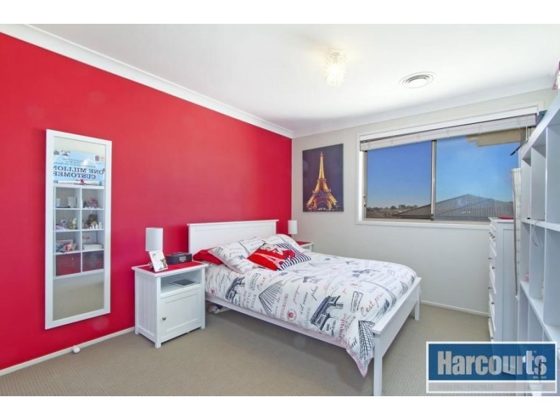 27 Ulmara Avenue, The Ponds NSW 2769