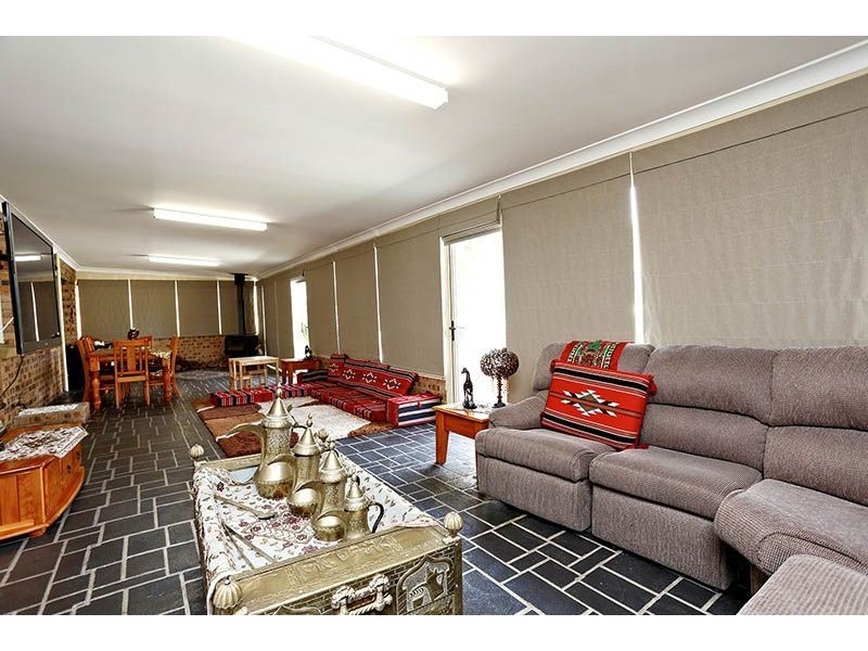 28 Windrush Circuit, St Clair NSW 2759