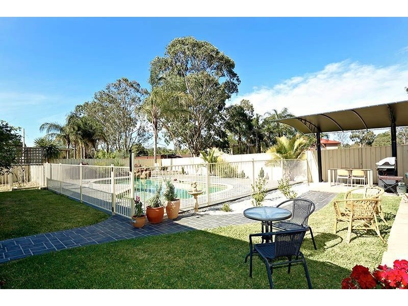 28 Windrush Circuit, St Clair NSW 2759